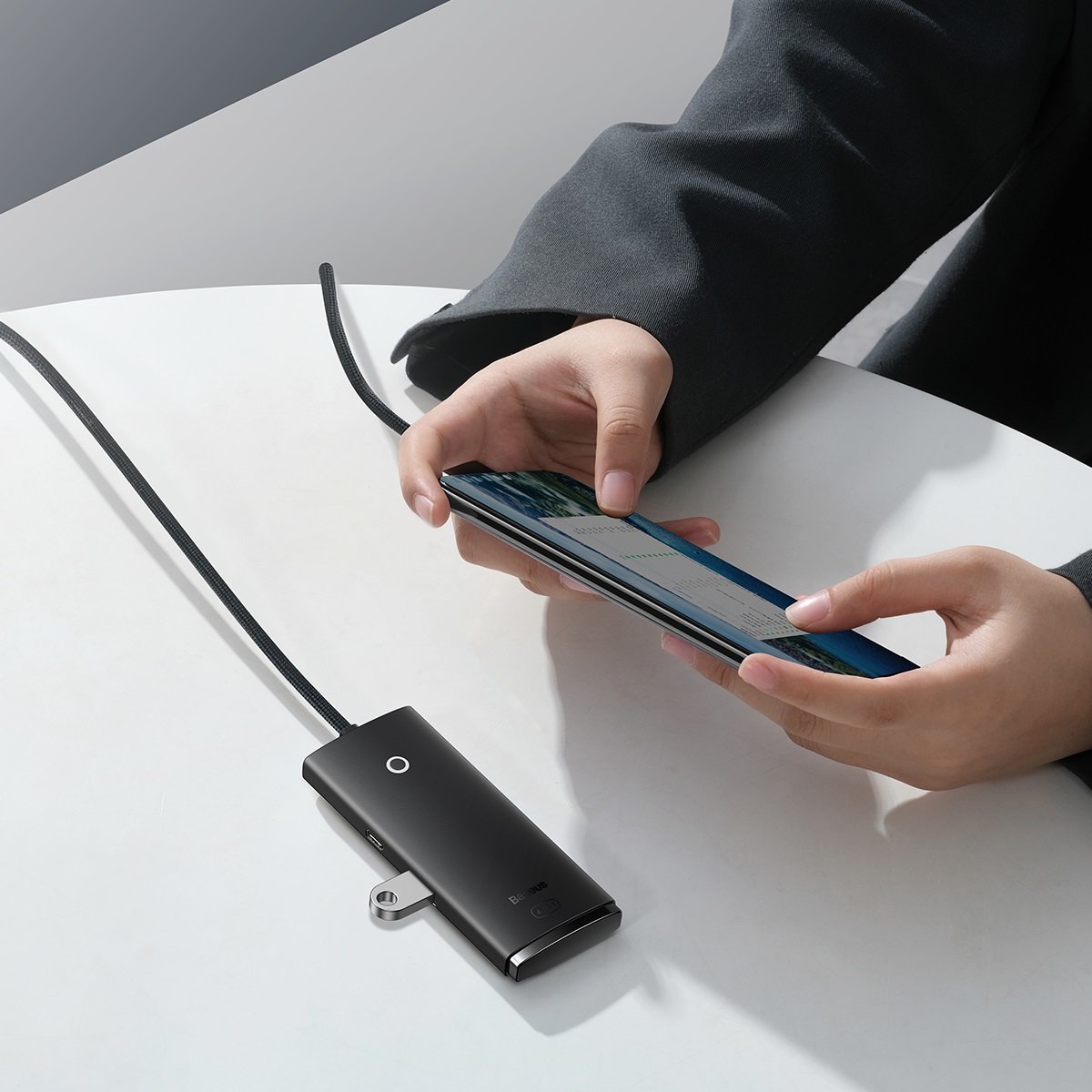 "lite" Serijos Adapteris Hub Usb-c 4x Usb 3.0 1 M Juodas