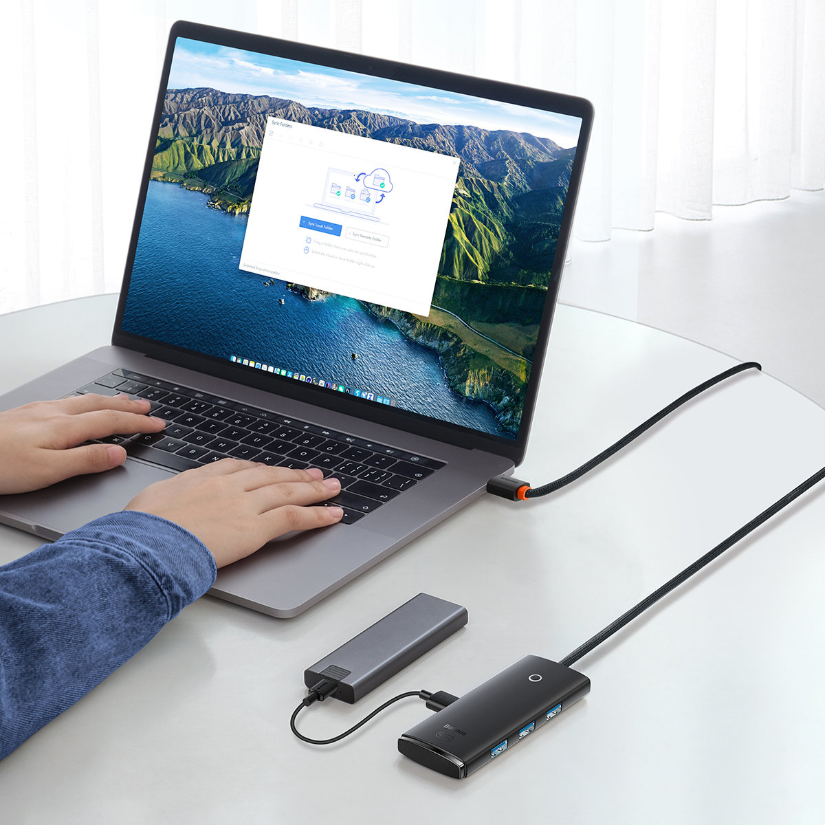 "lite" Serijos Adapteris Hub Usb-c 4x Usb 3.0 1 M Juodas