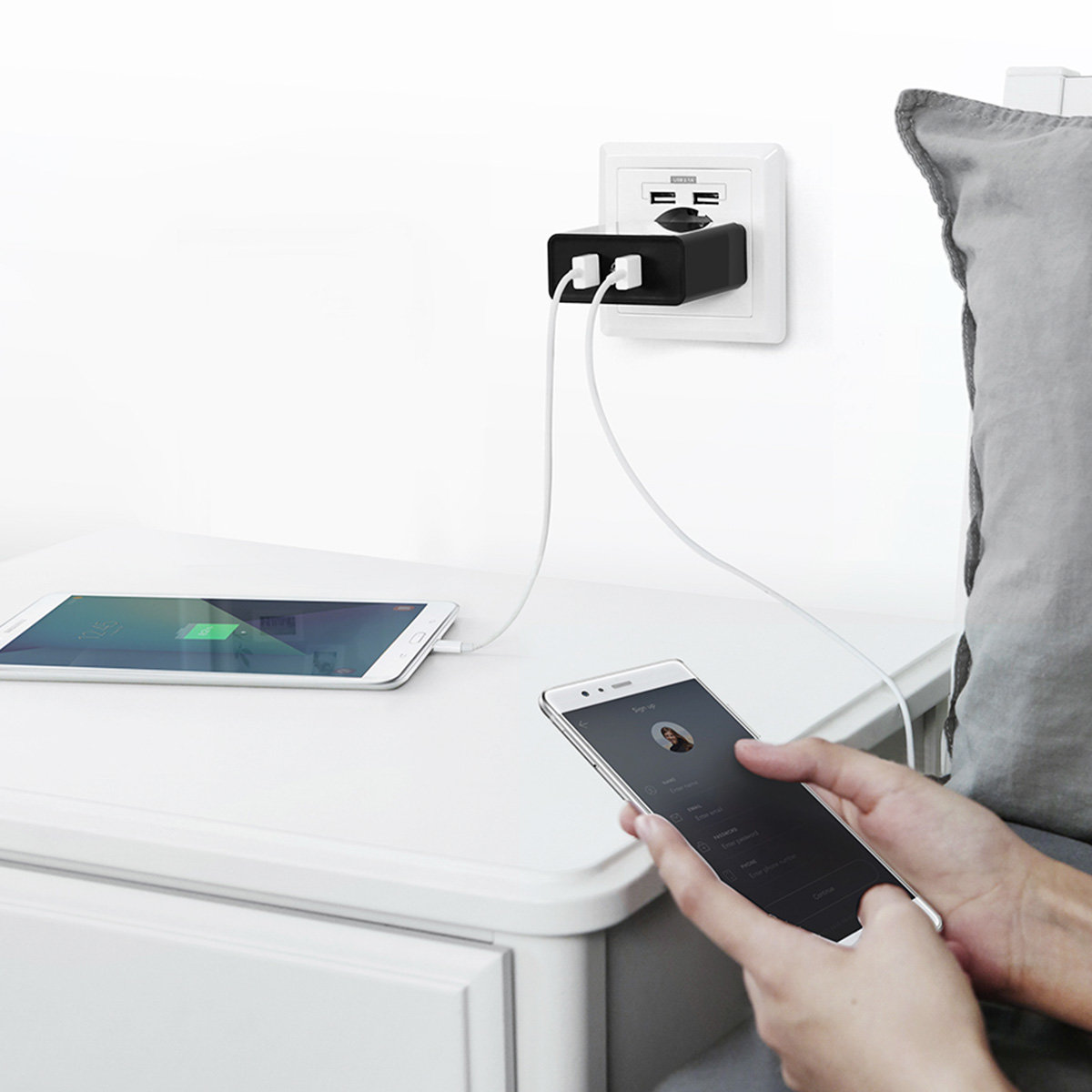 Mobiliojo Telefono įkroviklis 2x Usb-a 36w Qc3.0 - Juodas