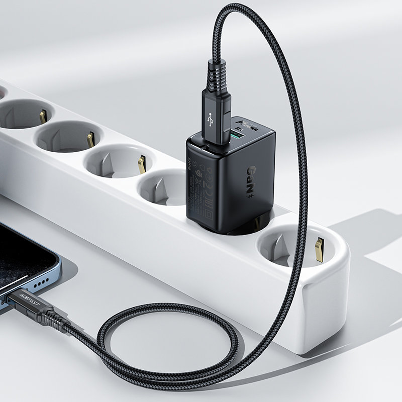 Gan Tinklo įkroviklis 2x Usb 18w Qc 3.0 Afc Fcp Baltos Spalvos