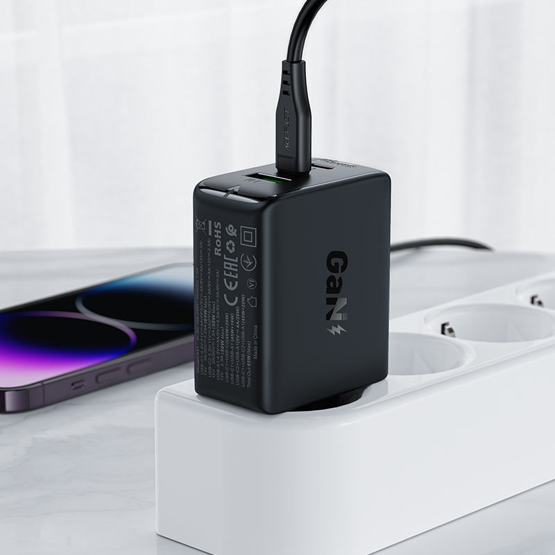 Gan 2x Usb-c Usb-a Pps Pd Qc4+ 65w Greitasis įkroviklis Baltos Spalvos