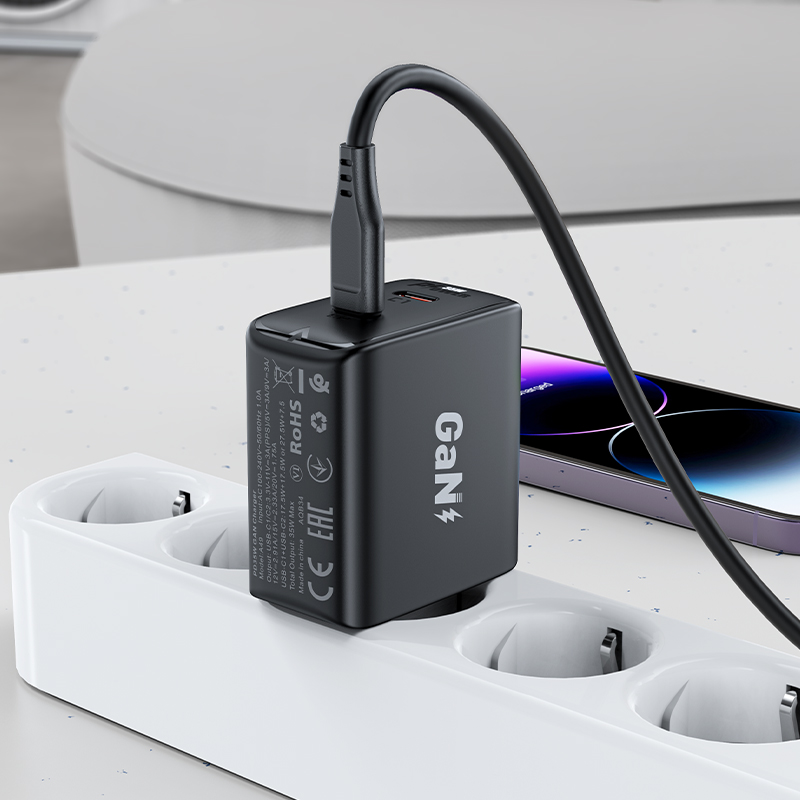 Gan 35w Pd 2x Usb-c Greitasis įkroviklis Juodas