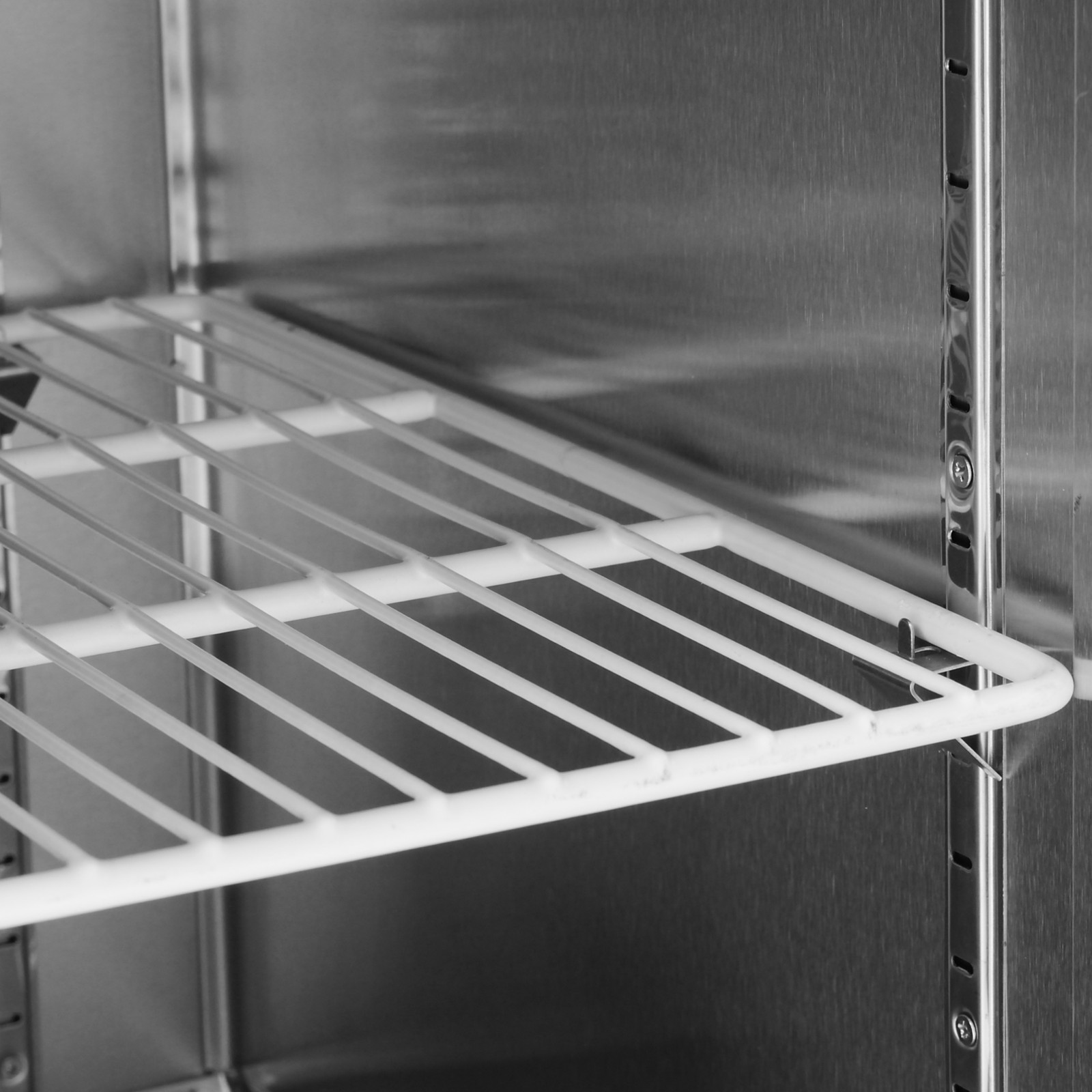 "kitchen Line" šaldytuvas Su 120 Cm Pločio Stalviršiu -2/+8 Laipsnių C - Hendi 233344