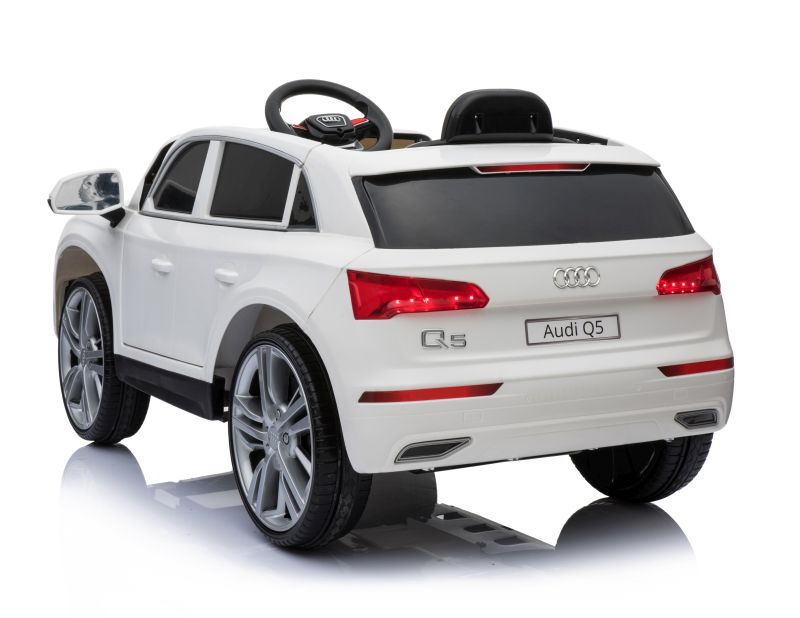 Audi Q5 Suv , Minkšti Ratlankiai, Minkšta Sėdynė, Pilna Komplektacija/q5-suv
