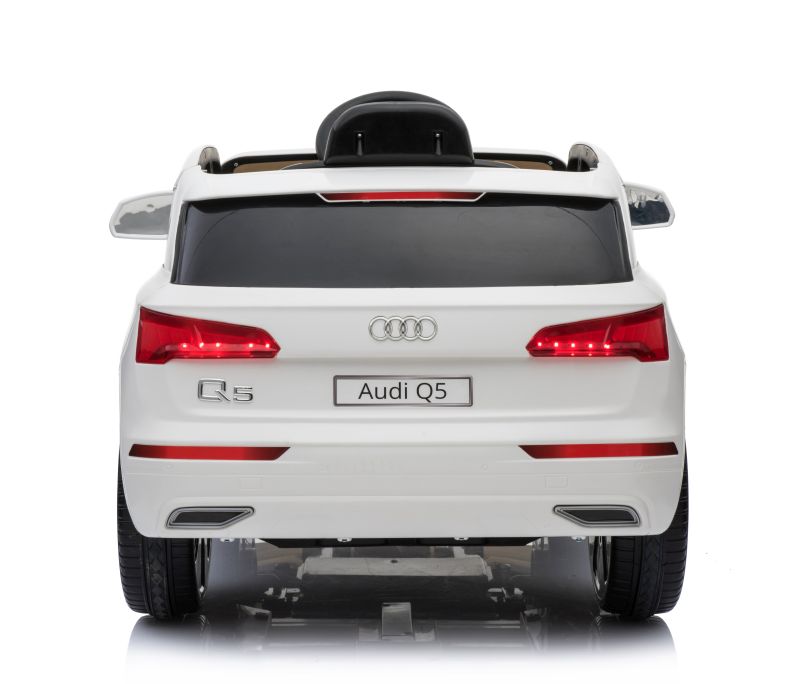 Audi Q5 Suv , Minkšti Ratlankiai, Minkšta Sėdynė, Pilna Komplektacija/q5-suv
