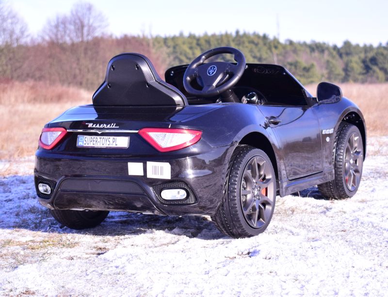 Maserati Grancabrio My18 Su Amortizatoriais, Nuotolinio Valdymo Pultu, Skydeliu, Fm Radiju, Bluetooth/s302
