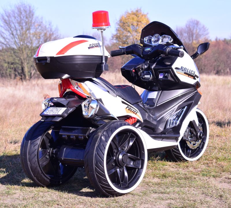 Milžiniškas Policijos Motoroleris, Sirenos Garsai, Megafonas, Gaidys, Minkšta Sėdynė, Dujų Pedalas/ak550