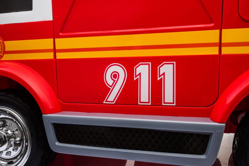 Mega Ugniagesių Komanda Su Garsais, Supimo Funkcija, Megafonu Ir Papildoma įranga, Super Versija/ll911