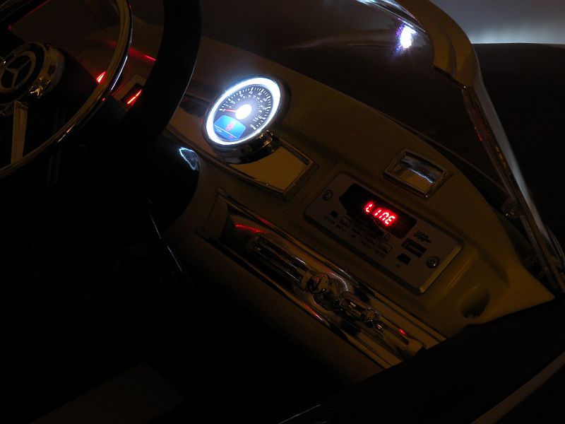 Mercedes 300s Dviejų Variklių, Minkšti Ratai, Lėtas Paleidimas/ls618