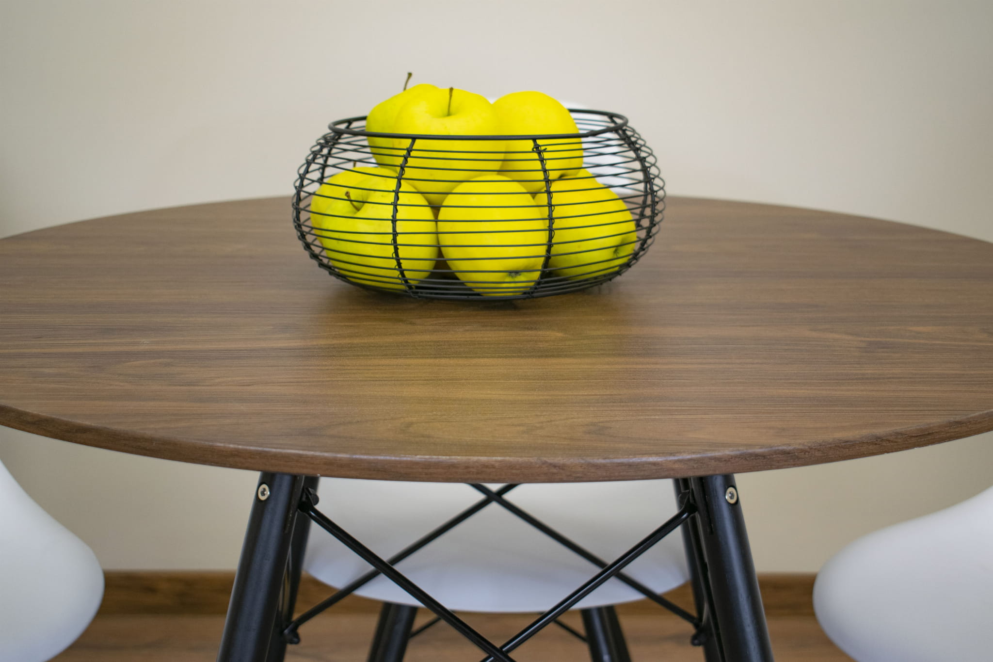 Todi Stalas Apvalus 90 Cm - Pelenų