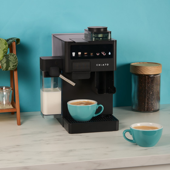 CHiATO coffeePLAY 5-in-1 kavos aparatas, naudotas-atnaujintas – juodas
