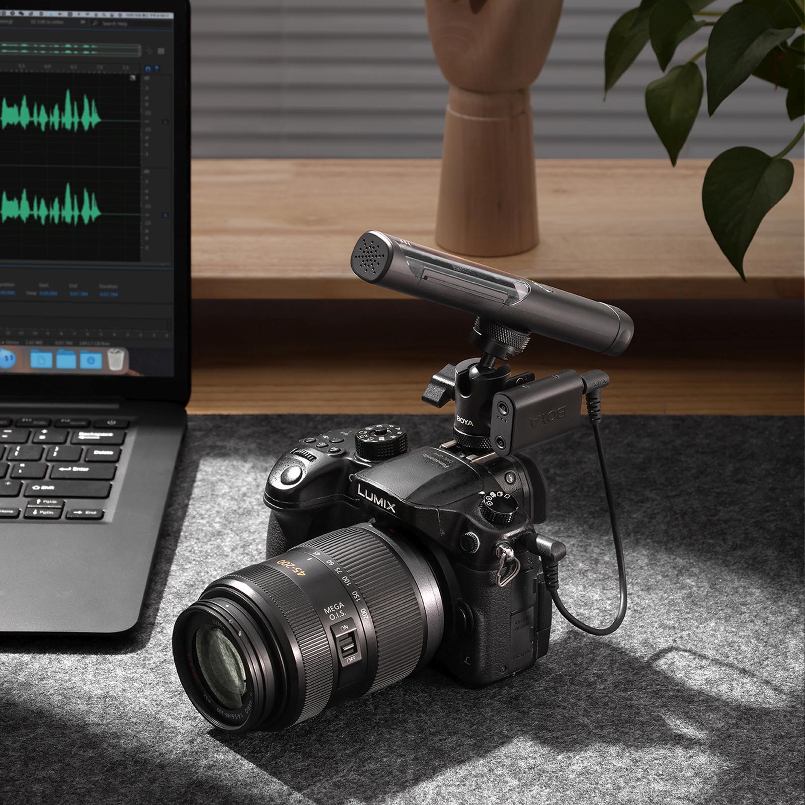 "4-in-1" 2,4 Ghz 2,4 Ghz Usb-c Belaidžio Mikrofono Rinkinys Magic-02 - Juodas