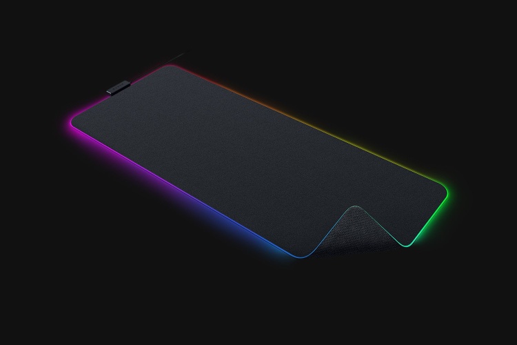Razer Strider Chroma Žaidimų pelės kilimėlis, RGB, Juoda