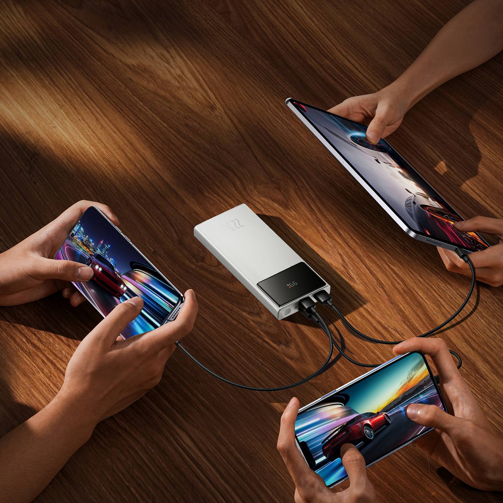 Powerbank 10000mah Usb-a Usb-c Su Ekrano Kabeliu 22,5w - Baltas