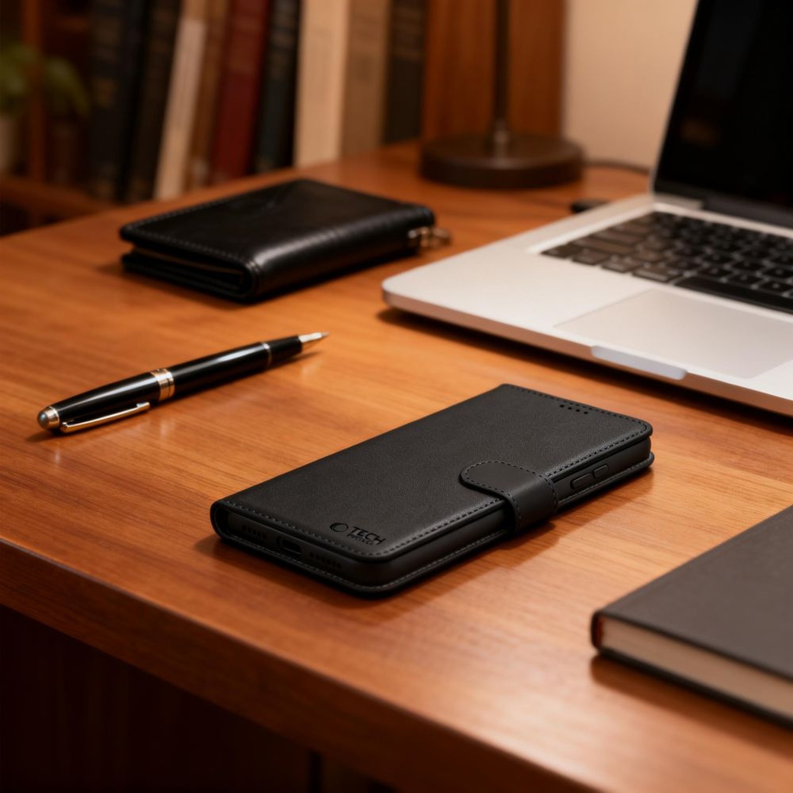 „motorola Edge 70 5g Wallet“ Dėklas – Juodas
