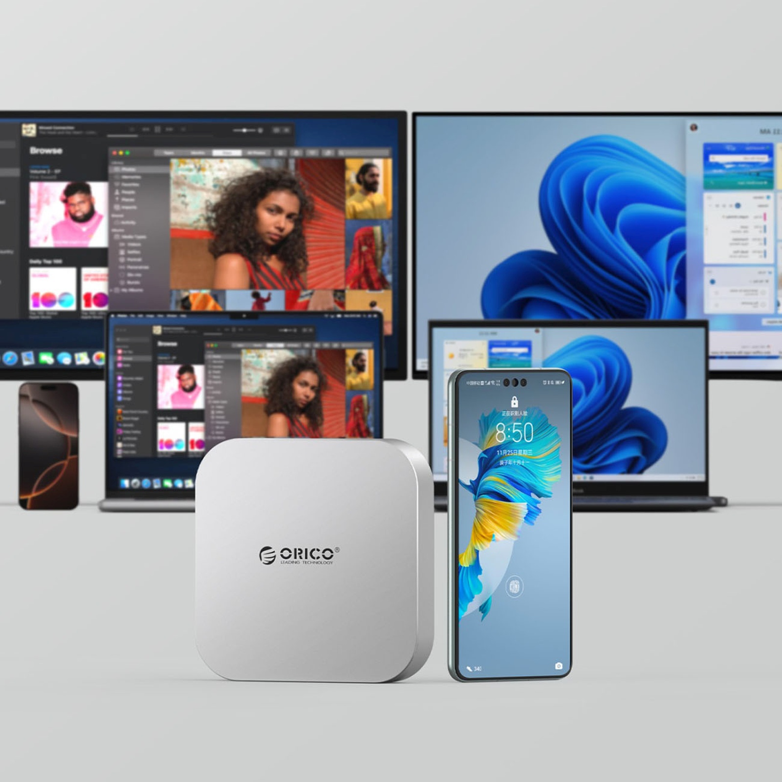 9-in-1 Doko Stotis Su M.2 Ssd Kietojo Disko Skyriumi – Sidabrinė