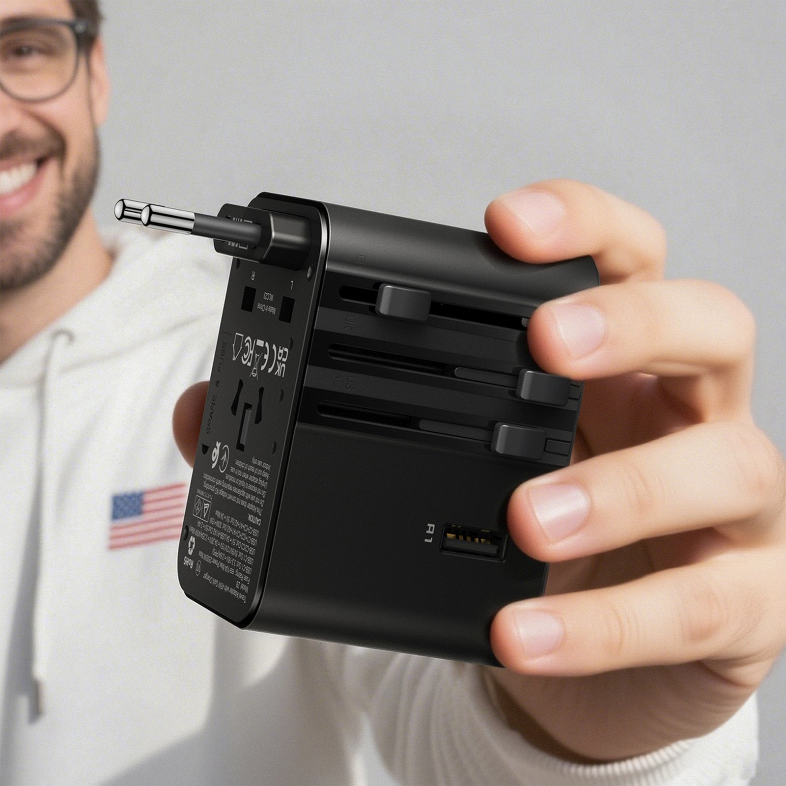 Kelioninis Adapteris Su Usb-c Ir Usb-a Jungtimis, Ac Maitinimo šaltinis, Suderinamas Su Es, Jav, Jk Ir Australijos Standartais – Juodos Spalvos