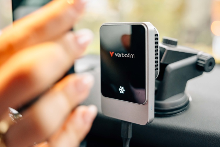 Verbatim 31862 Charge 'n' Qi Drive Magnetinis belaidis automobilinis įkroviklis, RGB, Pilka/Juoda