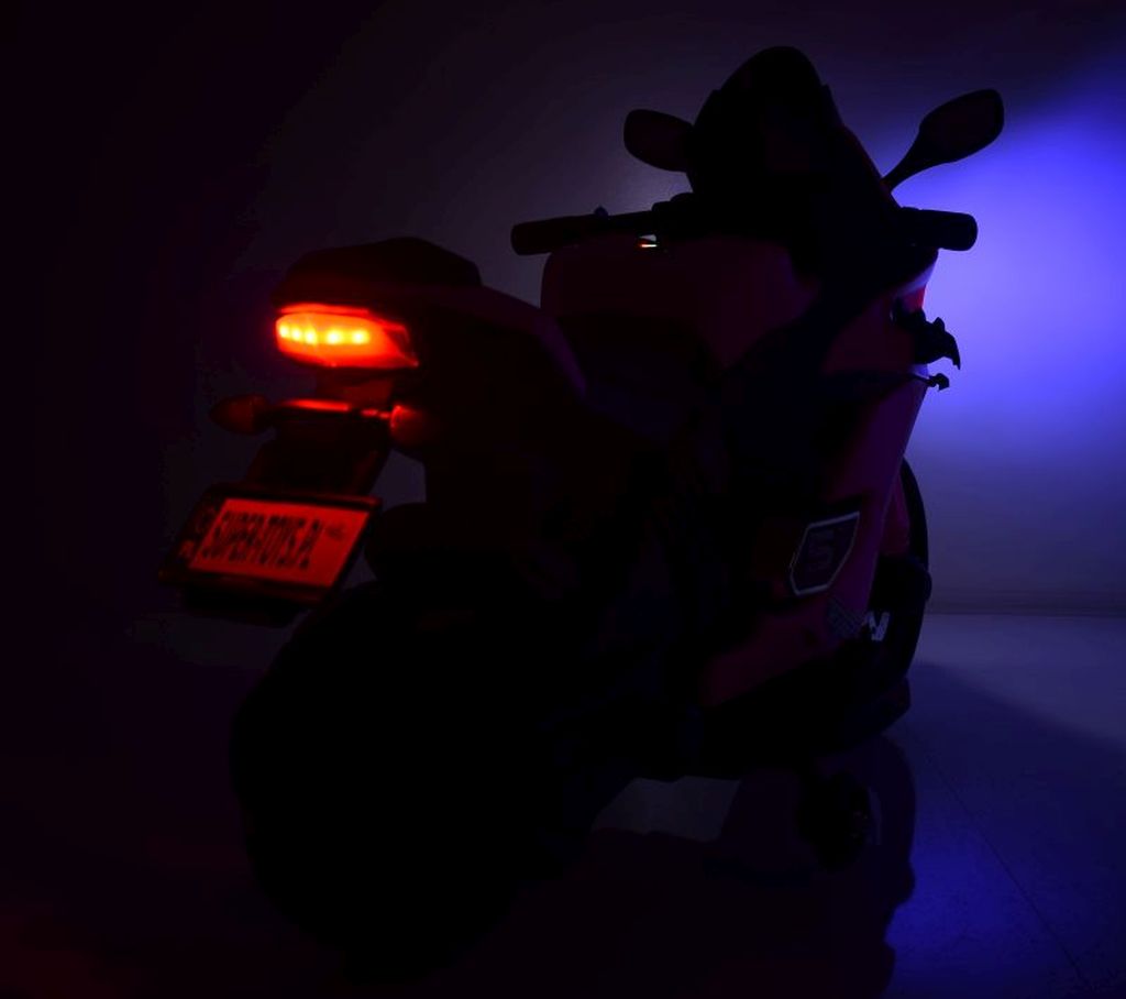 „super“ Vaikiškas Lenktyninis Motociklas „king“ Su Akumuliatoriumi / Ogz602