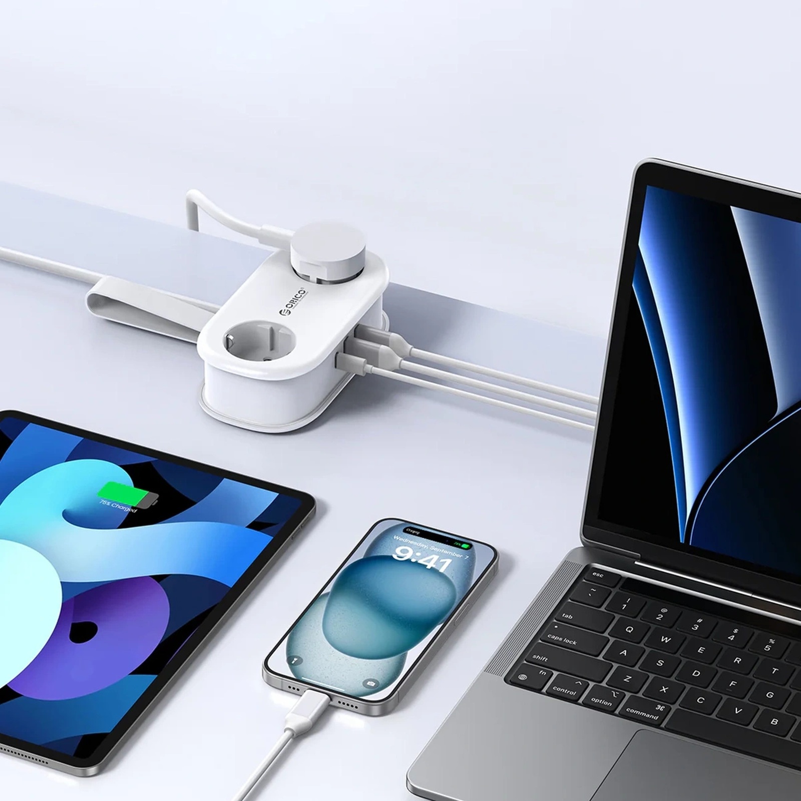 5-in-1 Maitinimo Juosta Ac Usb-a Usb-c Gan 20 W – Balta