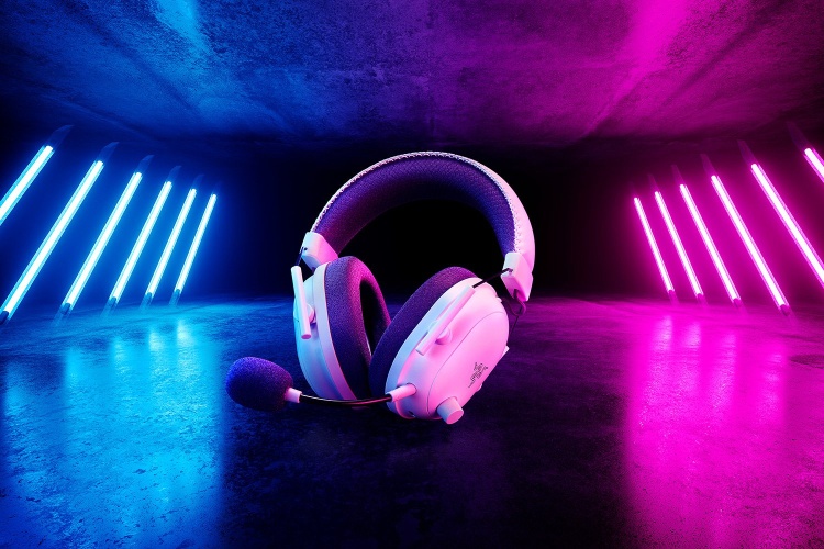 Razer Blackshark V2 Pro (2023) Belaidės žaidimų ausinės, Bluetooth, Balta