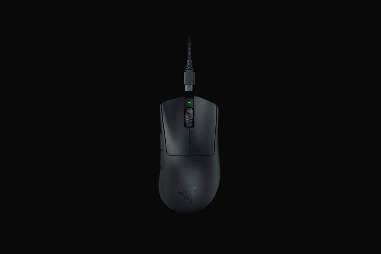 Razer DeathAdder V3 Pro Belaidė žaidimų pelė RF Wireless + USB-C, 30000 DPI, Juoda