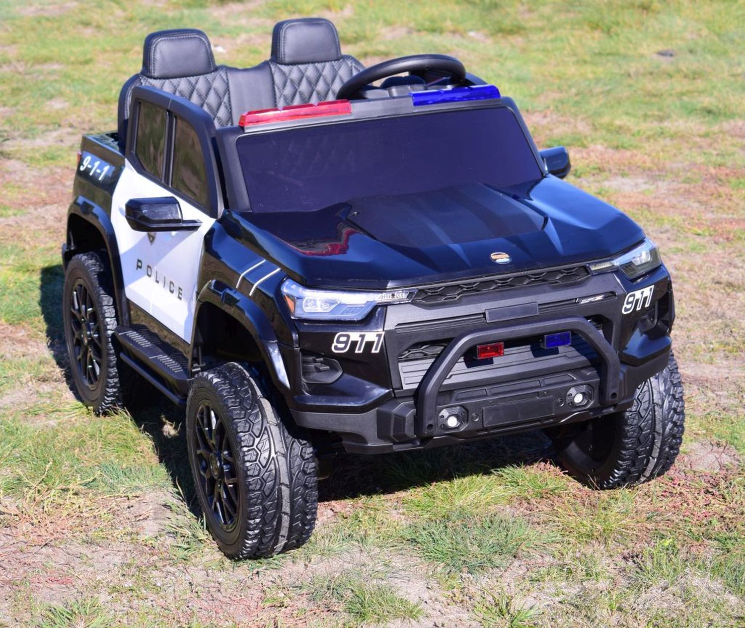 Akumuliatorinis Policijos „jeep“, Minkšta Sėdynė, Minkšti Ratai. Skirtas 2 Vaikams, 800 W/jc604