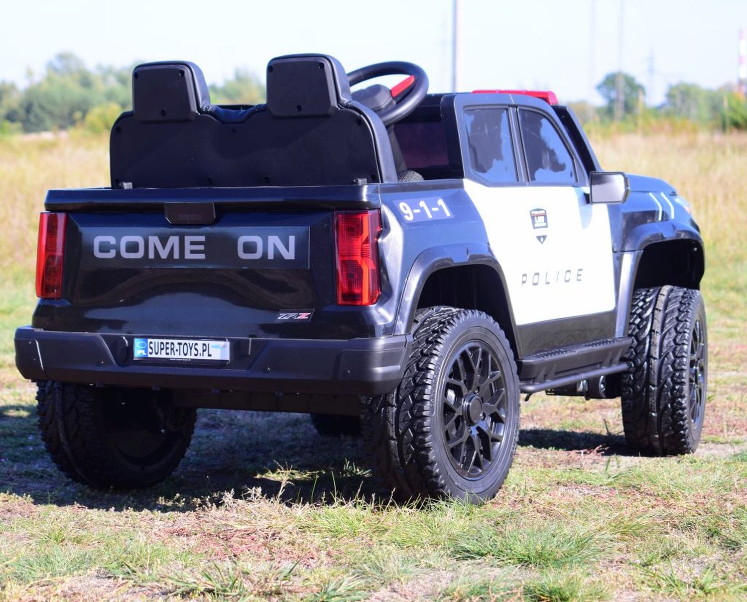 Akumuliatorinis Policijos „jeep“, Minkšta Sėdynė, Minkšti Ratai. Skirtas 2 Vaikams, 800 W/jc604
