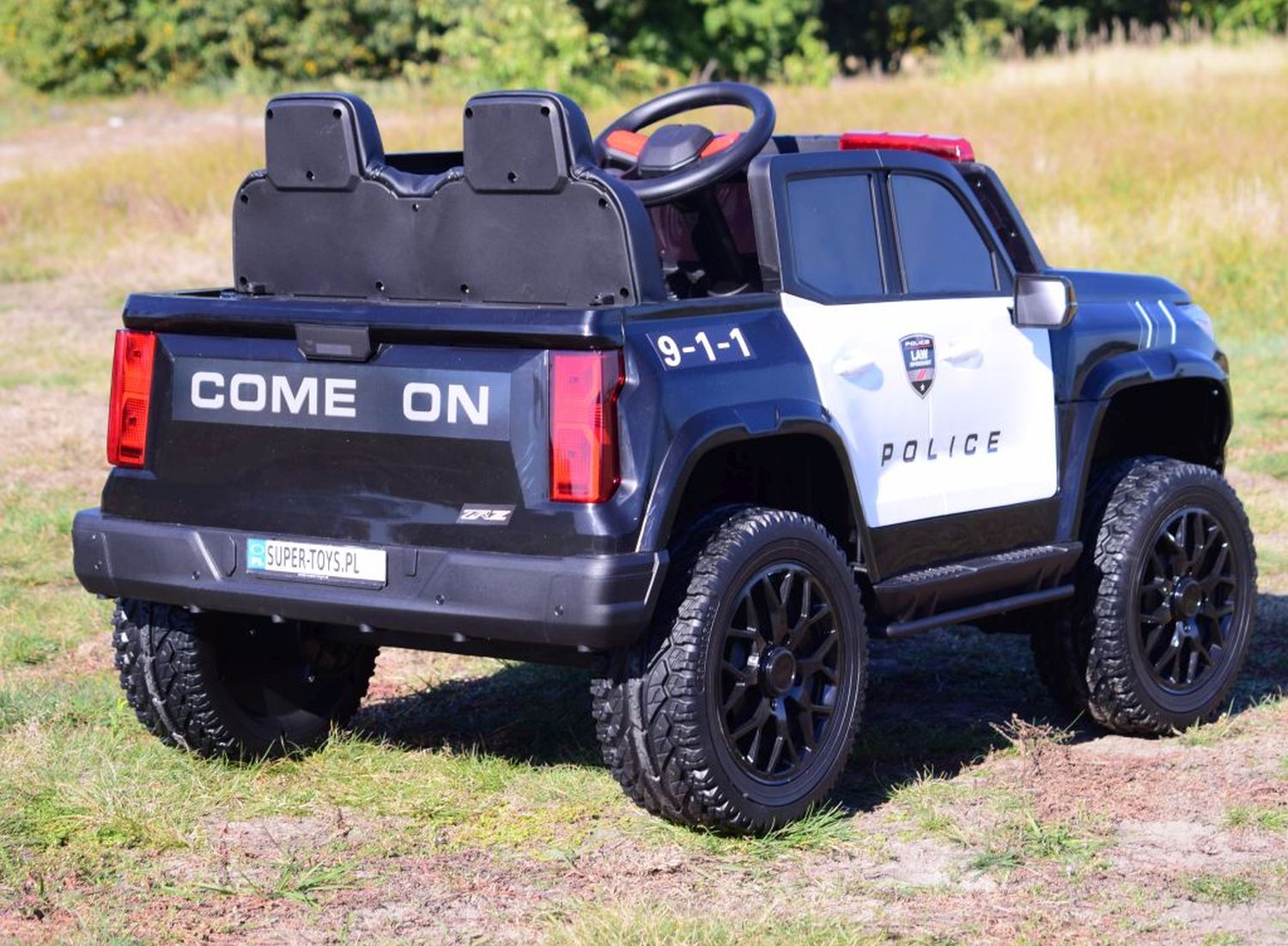 Akumuliatorinis Policijos „jeep“, Minkšta Sėdynė, Minkšti Ratai. Skirtas 2 Vaikams, 800 W/jc604